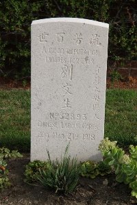 Les Baraques Military Cemetery Sangatte - Liu Wen Sheng, 